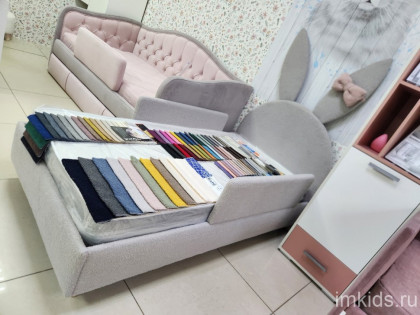 Кровать "Зайка", спальное место 160х80, ткань Барни Сильвер